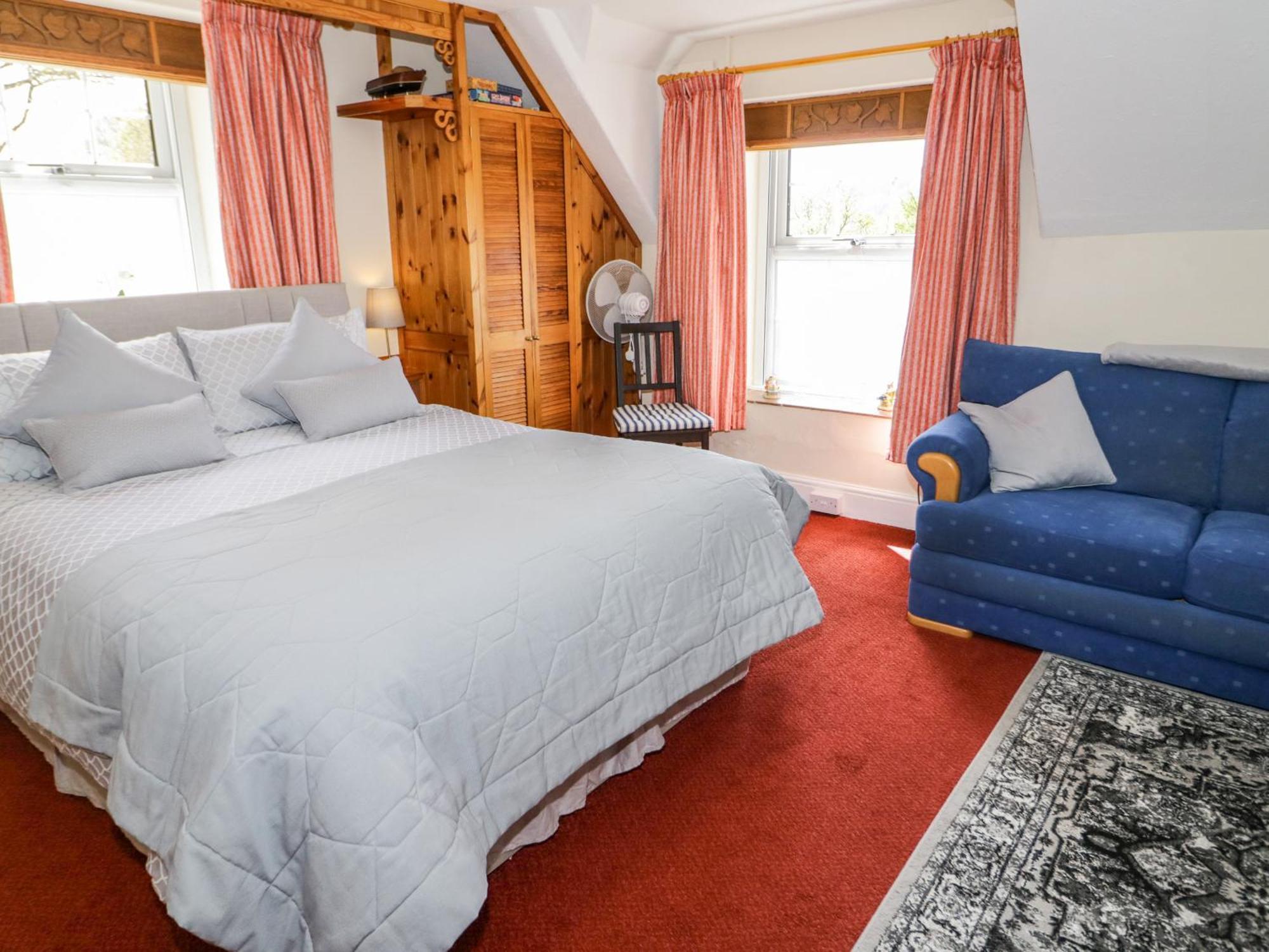 The Nook * Llanrwst